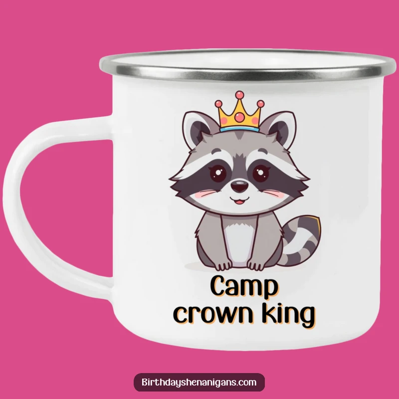 Funny Raccoon Crown Camping Mug: Adventure with Regal Flair!