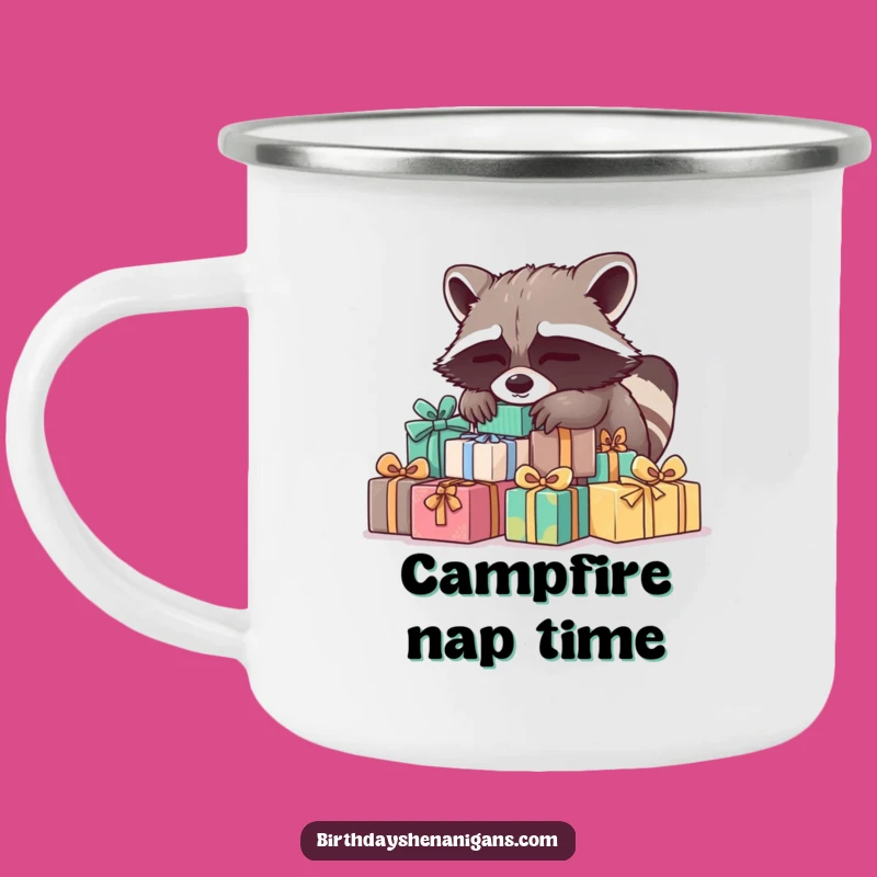 Funny Sleepy Raccoon Present Camping Mug: Coffee for Cozy Campers